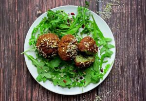 a plate of falafel, Egyptian food